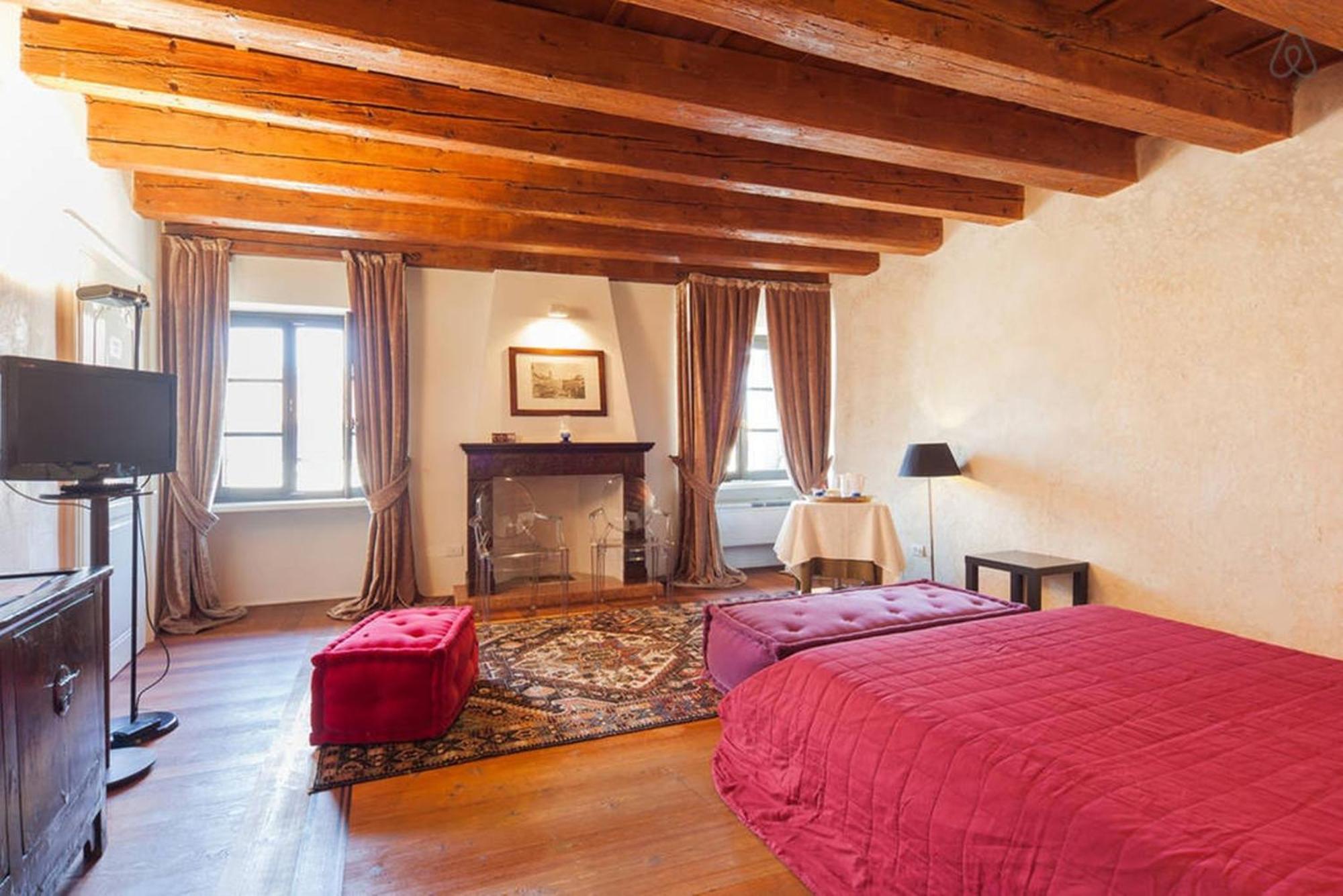 Truly Verona - Delle Erbe Suites Bagian luar foto
